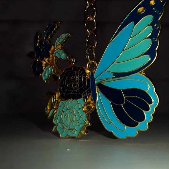 Group of four keychains or/and purse charms. - Picture 6 of 9